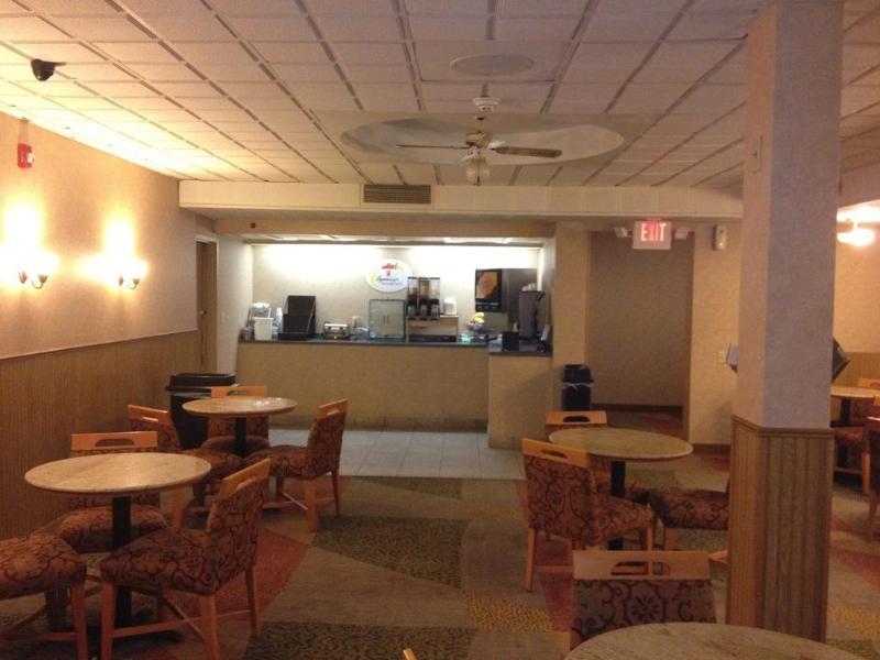 Fairbridge Inn Express Buffalo Airport Уильямсвилл Экстерьер фото