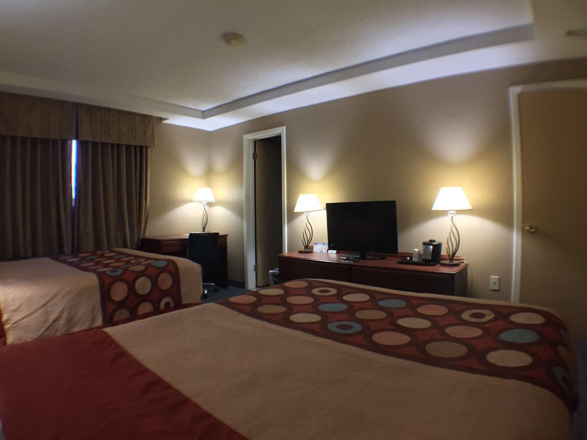 Fairbridge Inn Express Buffalo Airport Уильямсвилл Экстерьер фото
