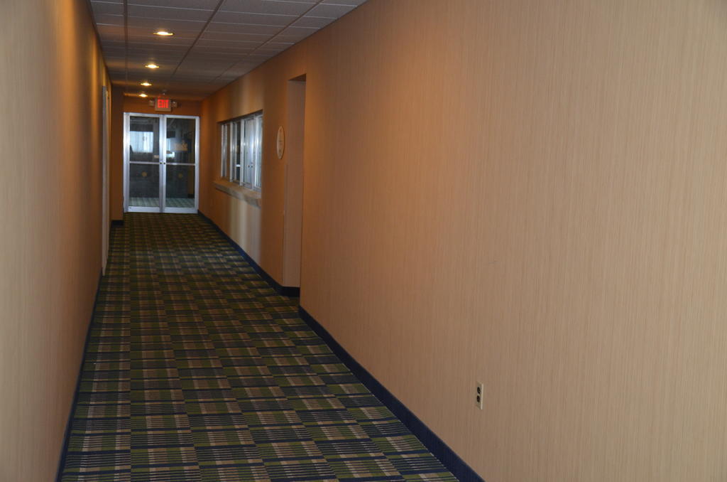 Fairbridge Inn Express Buffalo Airport Уильямсвилл Экстерьер фото